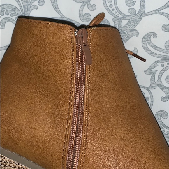 🦄Ankle Boots🦄 - Picture 4 of 7